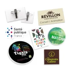 Badge Plastique Écologique Carré 36x36 mm avec Pince Épingle - BADGE