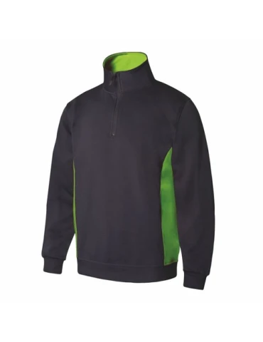 sweat shirt
